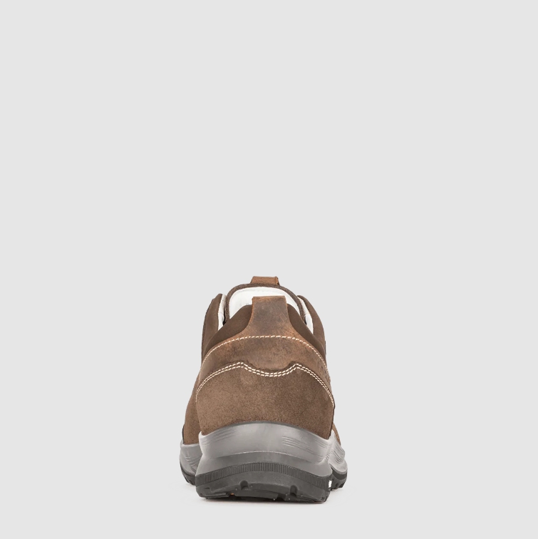 Brown AKU LA VAL II LOW GTX Travel Shoes | 92809761